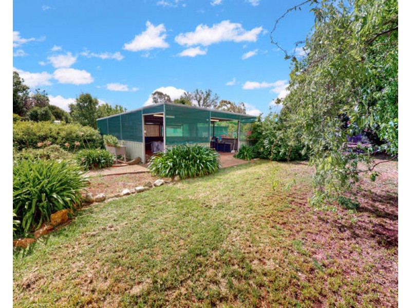 1 William Street, Old Junee NSW 2652