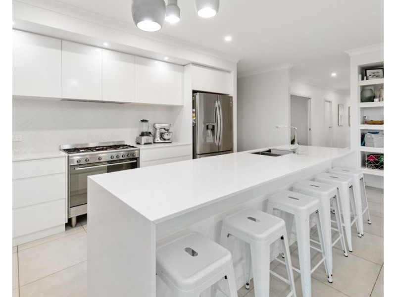 9 Walster Street, Junee NSW 2663