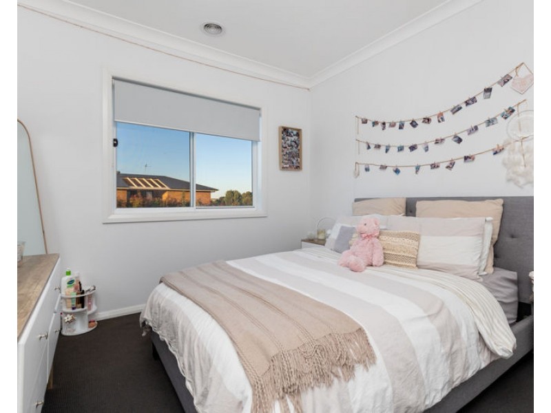 9 Walster Street, Junee NSW 2663