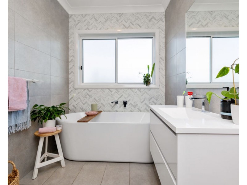 9 Walster Street, Junee NSW 2663