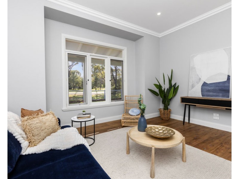 2-4 Mirrool Street, Coolamon NSW 2701