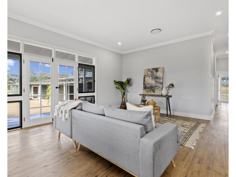 2-4 Mirrool Street, Coolamon NSW 2701