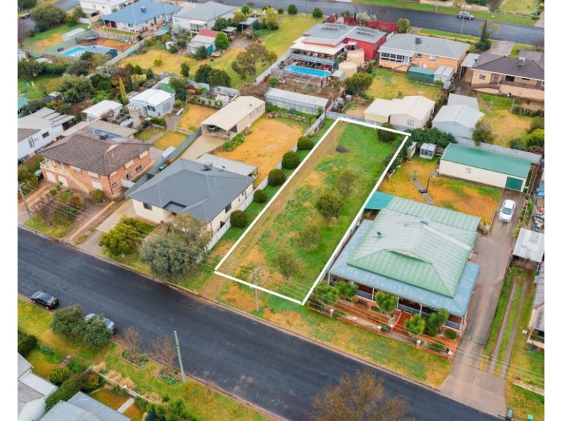 33 Marquis Street, Junee NSW 2663