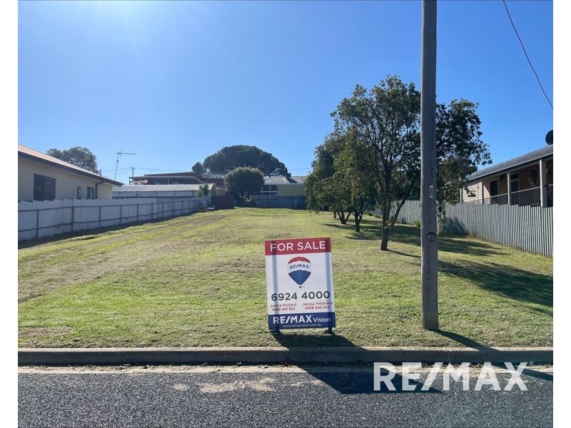 33 Marquis Street, Junee NSW 2663