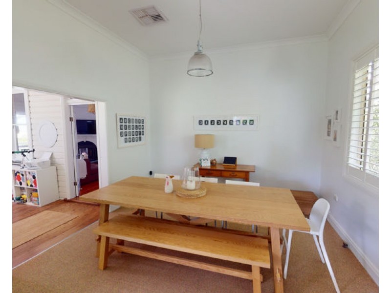 54 Commins Street, Junee NSW 2663