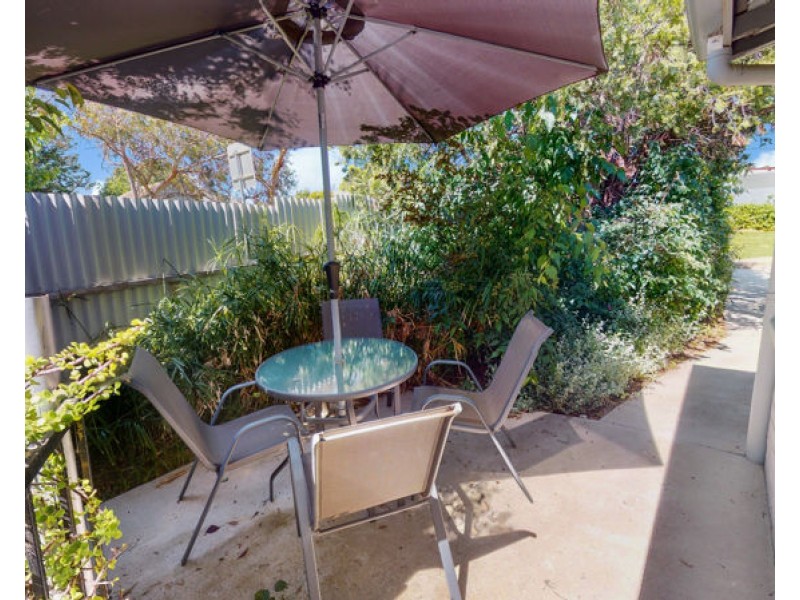 16 Stewart Street, Junee NSW 2663