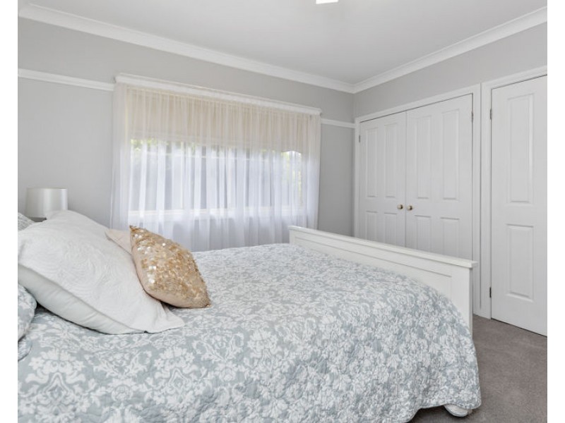 4 Smythe Road, Junee NSW 2663