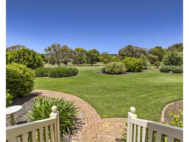 4 Smythe Road, Junee NSW 2663