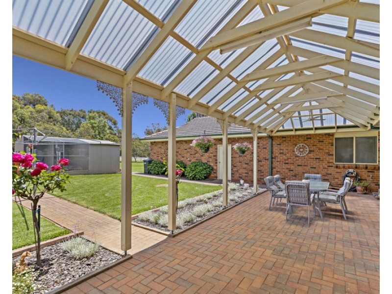 4 Smythe Road, Junee NSW 2663