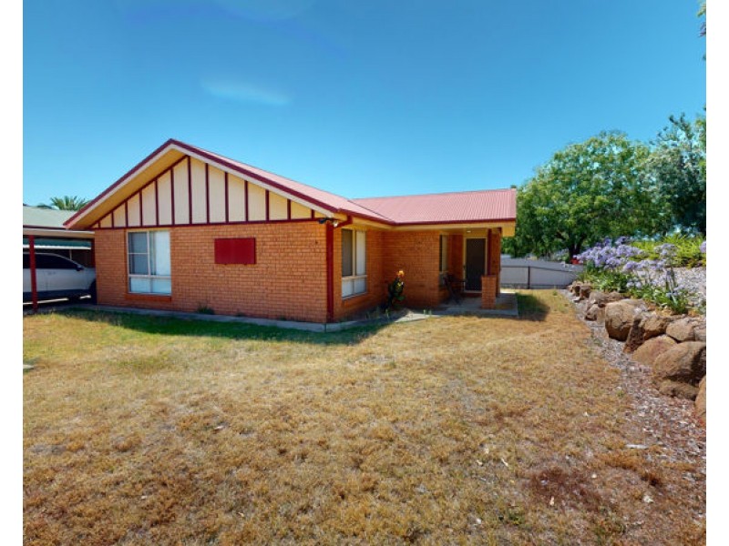 22 French Street, Junee NSW 2663