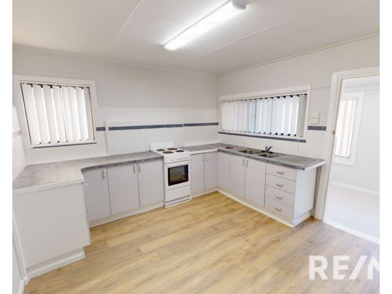 9 Wallace Street, Coolamon NSW 2701