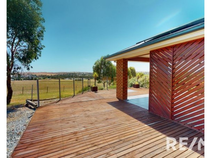 12 Taylor Street, Junee NSW 2663