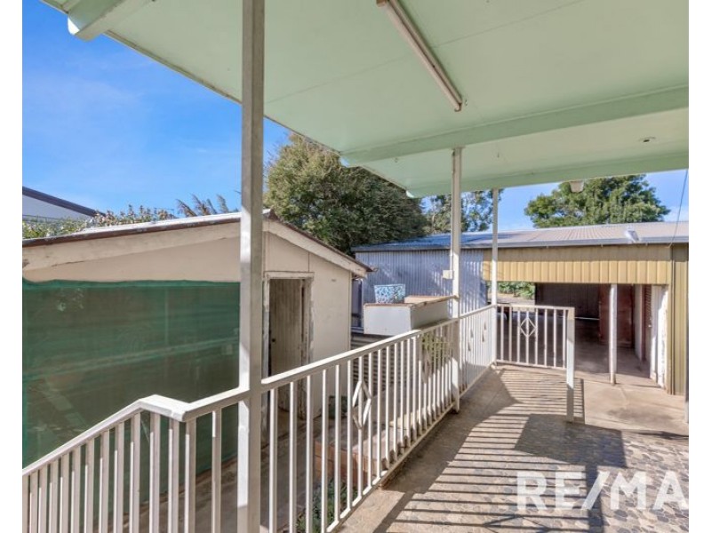 11 Elizabeth Street, Junee NSW 2663