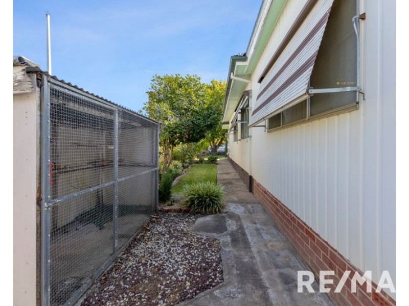 11 Elizabeth Street, Junee NSW 2663