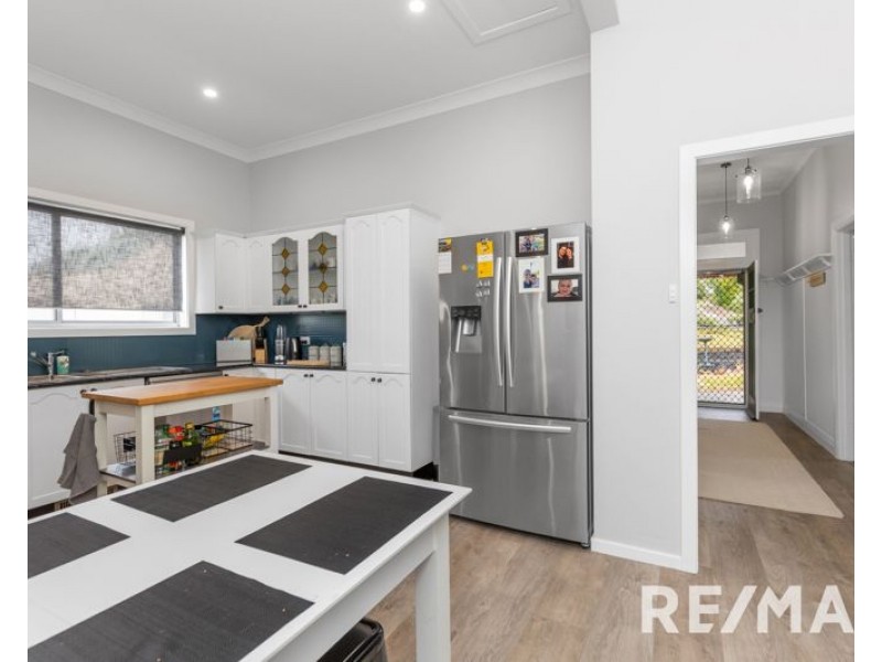 42 Marquis Street, Junee NSW 2663