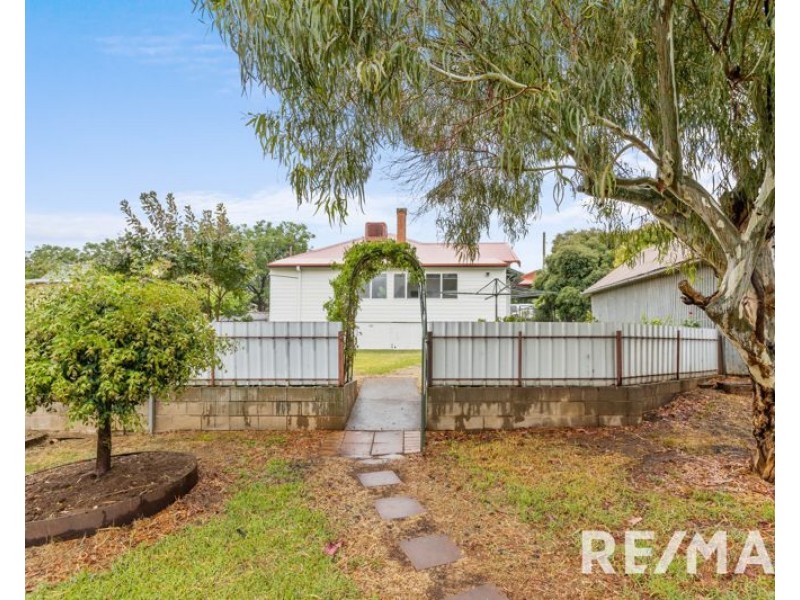 42 Marquis Street, Junee NSW 2663