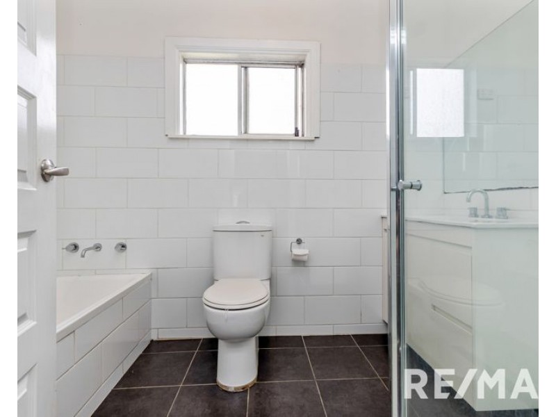 7 Gloucester Street, Junee NSW 2663