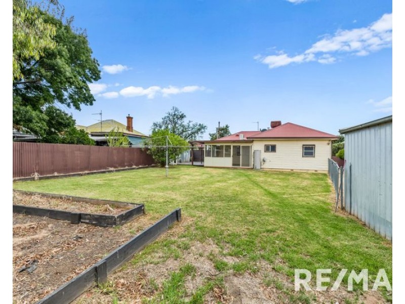 7 Gloucester Street, Junee NSW 2663