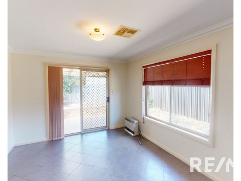 35 Pitt Street, Junee NSW 2663