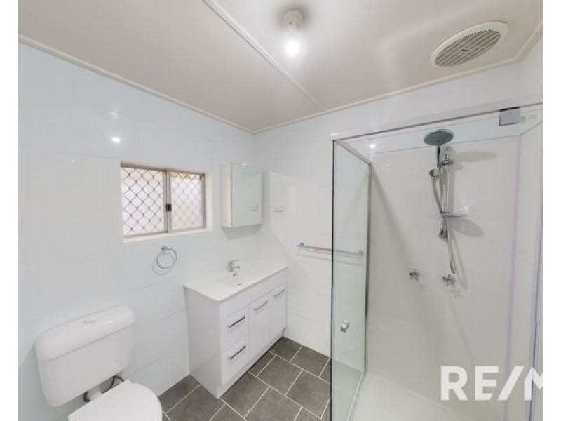 24 Florence Street, Junee NSW 2663