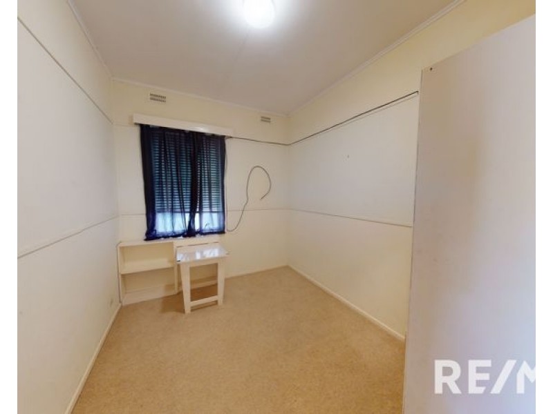 24 Florence Street, Junee NSW 2663