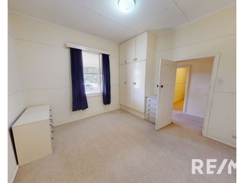 24 Florence Street, Junee NSW 2663