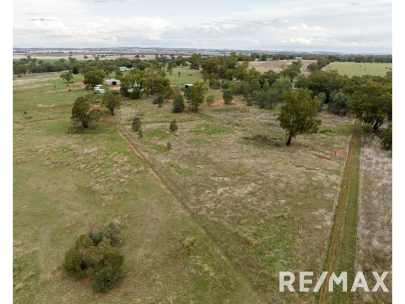 32 Murrulebale Road, Old Junee NSW 2652
