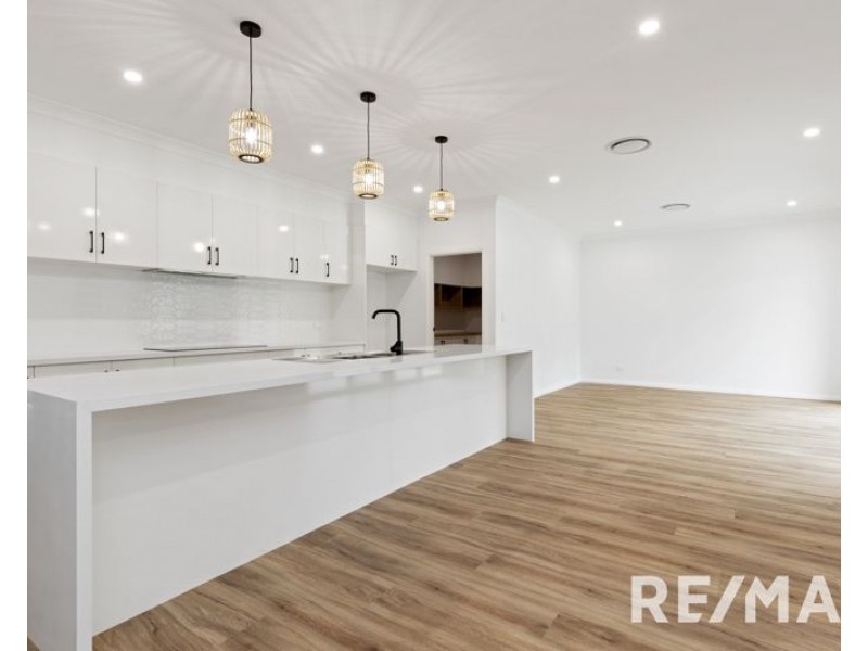 41 Hayes Crescent, Junee NSW 2663