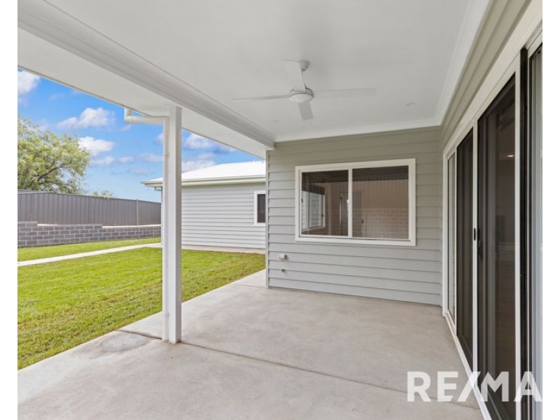 41 Hayes Crescent, Junee NSW 2663