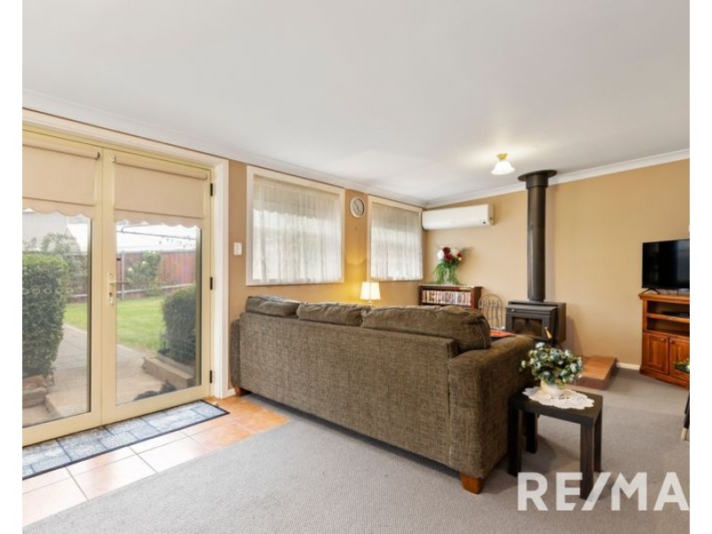 30 George Street, Junee NSW 2663