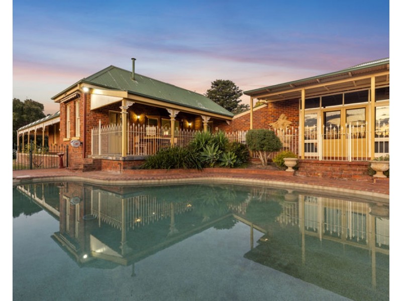 15 Dalley Street, Junee NSW 2663