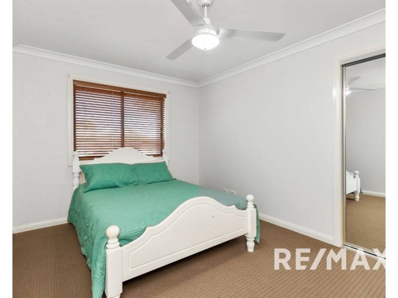 61 Commins St, Junee NSW 2663