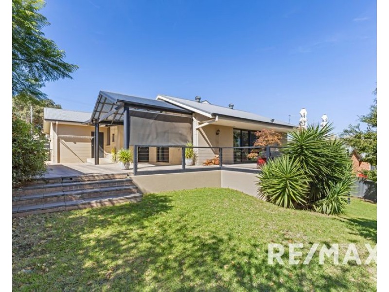 61 Commins St, Junee NSW 2663