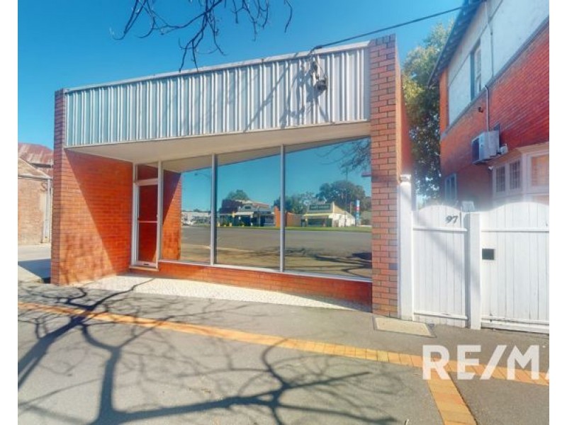 101 Broadway Street, Junee NSW 2663