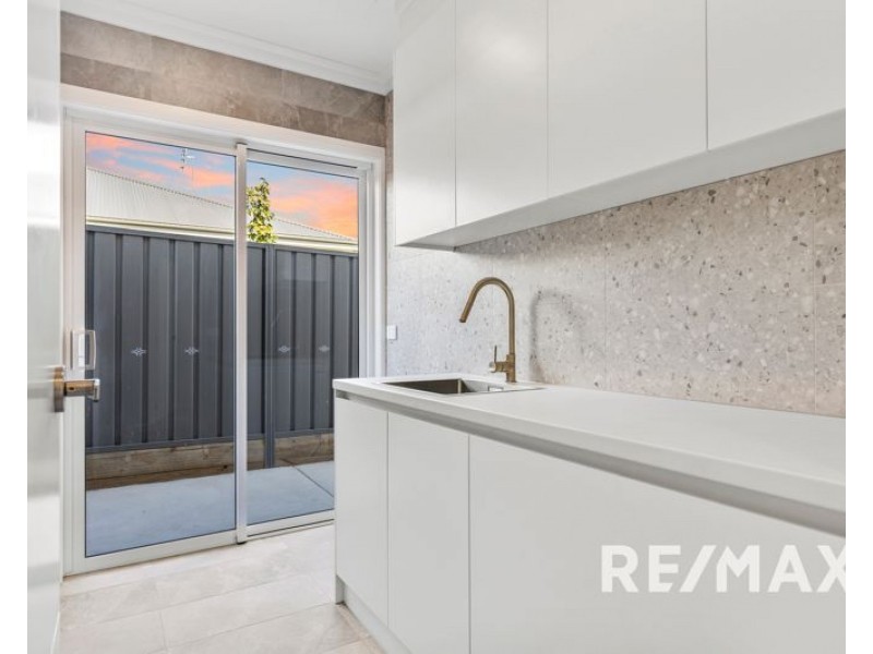 22 Hayes Crescent, Junee NSW 2663