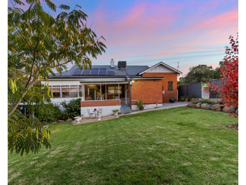 29 Pretoria Avenue, Junee NSW 2663