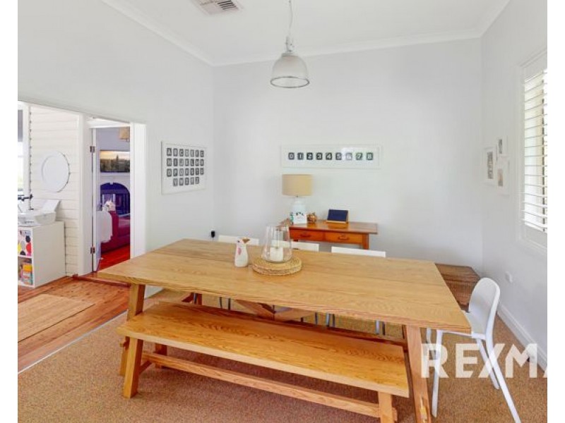 54 Commins Street, Junee NSW 2663