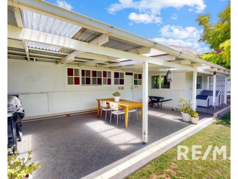 54 Commins Street, Junee NSW 2663