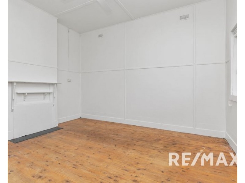 35 Gloucester Street, Junee NSW 2663