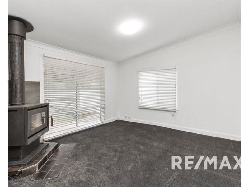 35 Gloucester Street, Junee NSW 2663