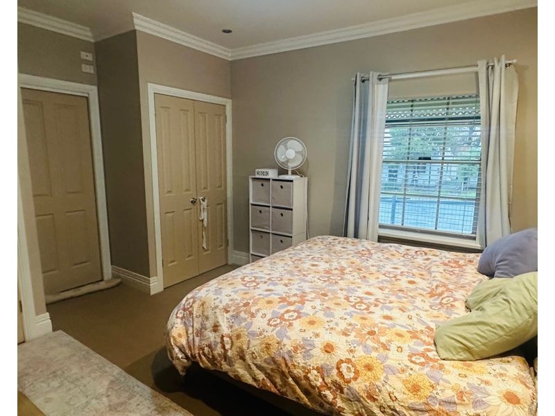 19 George St, Junee NSW 2663