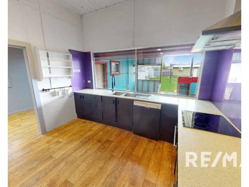 4 Elizabeth Street, Junee NSW 2663