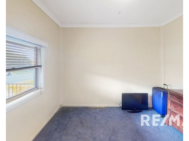 30 Hammond Street, Junee NSW 2663