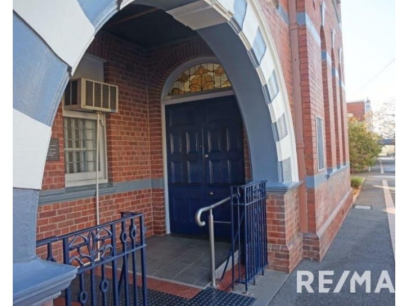 97 Broadway, Junee NSW 2663
