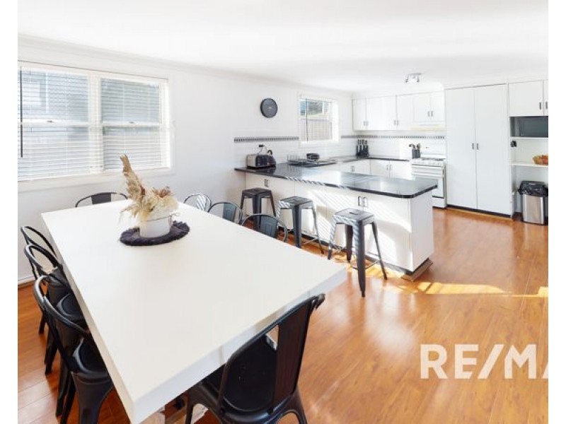 44 Commins St, Junee NSW 2663