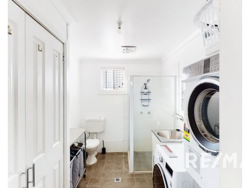 44 Commins St, Junee NSW 2663