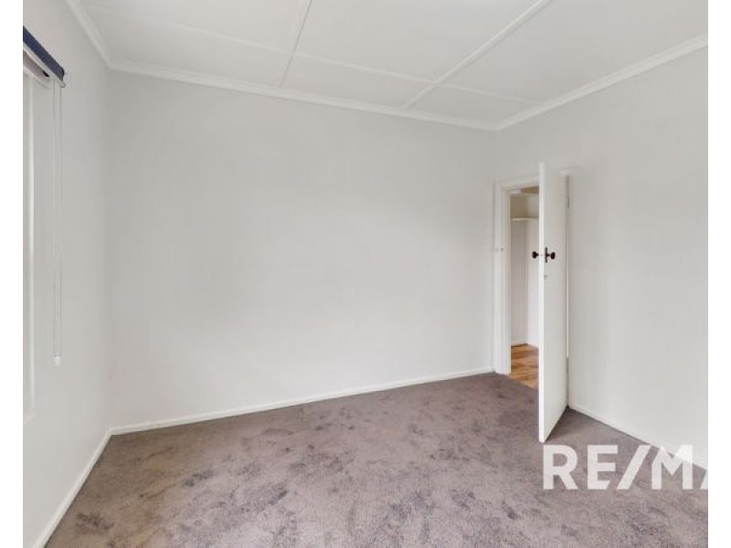 19 Elizabeth Street, Junee NSW 2663