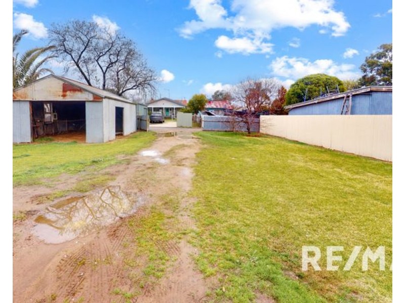 19 Elizabeth Street, Junee NSW 2663