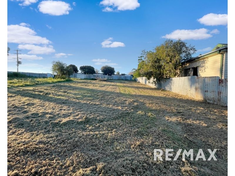 49 Wardle Street, Junee NSW 2663