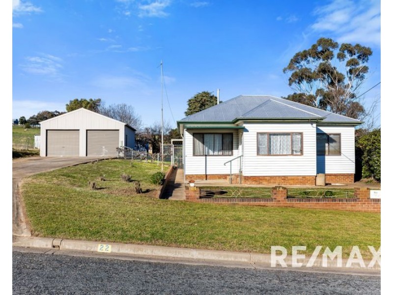 22 Boundary Street, Junee NSW 2663